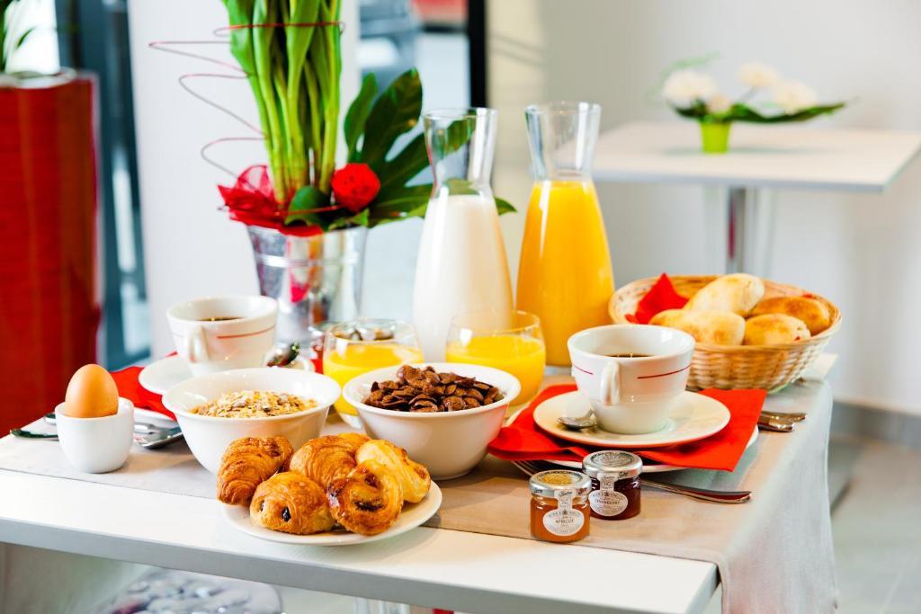 ลากร็องฌ์ อพาร์ตโฮเทล เลสกาล มารีน Aparthotel ลาโรแชล ร้านอาหาร รูปภาพ